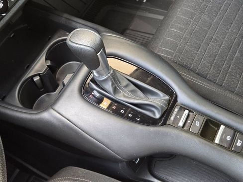 Used 2024 Honda HR-V LX image 18