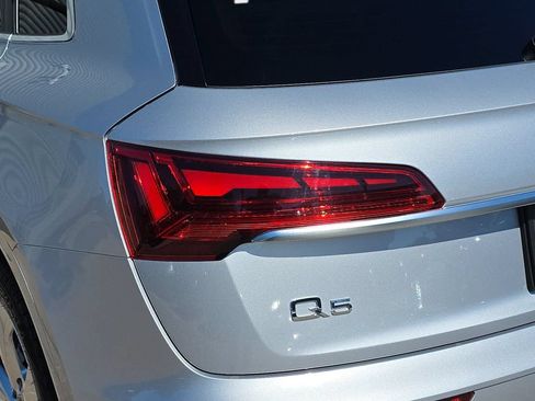 Used 2021 Audi Q5 Prestige AWD/4WD image 37