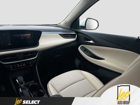 Used 2024 Buick Encore GX Avenir w/ Avenir Convenience Package FWD image 26