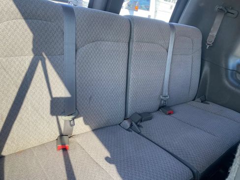 Used 2015 Chevrolet Express 3500 LT w/ LT Preferred Equipment Group RWD image 27