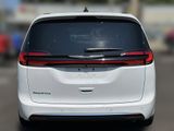 New 2026 Chrysler Pacifica Select image 4