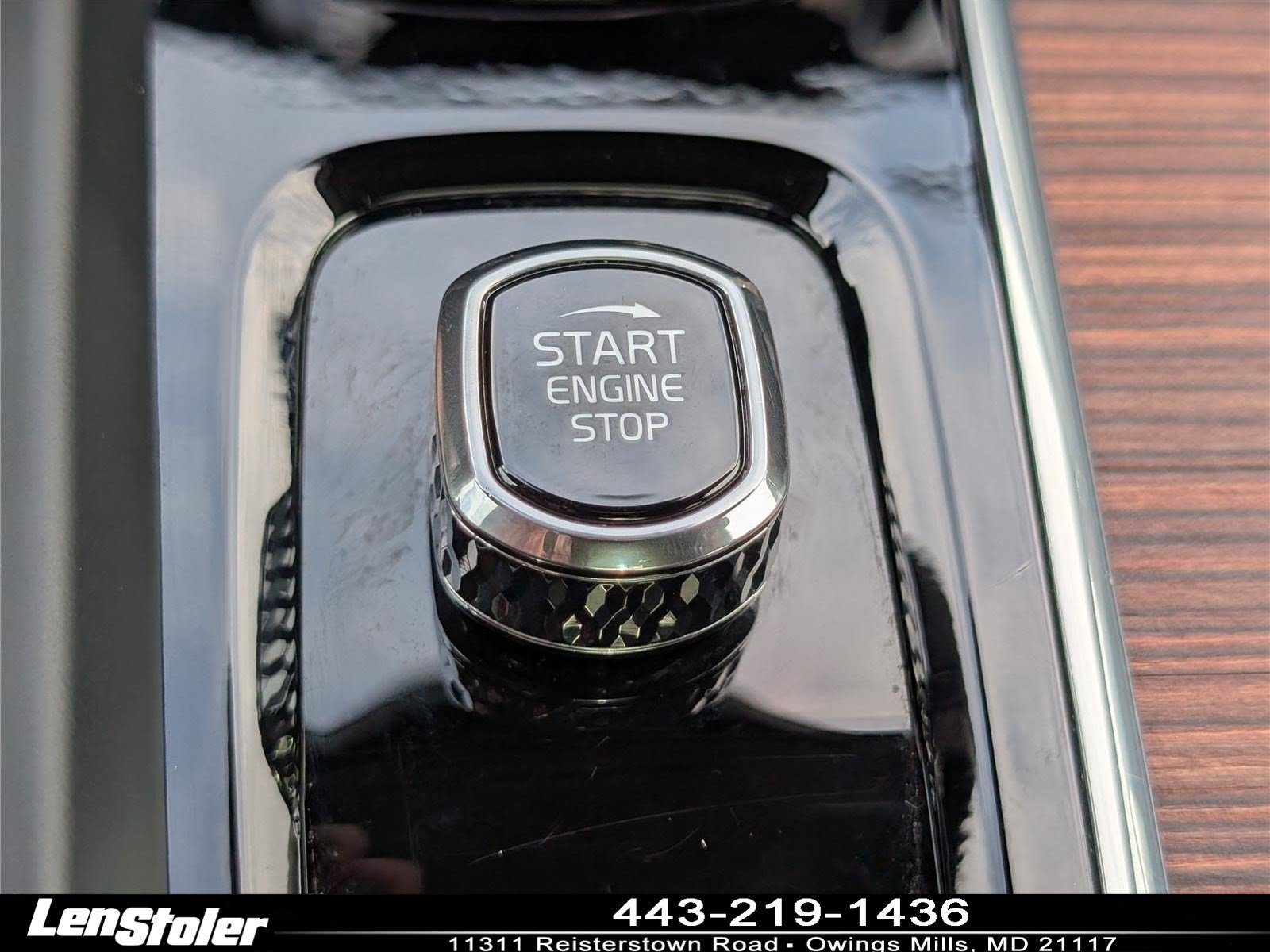Used 2024 Volvo XC60 B5 Plus w/ Protection Package Premier AWD/4WD image 26