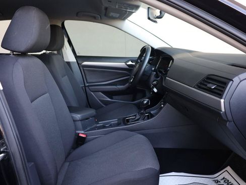 Used 2019 Volkswagen Jetta R-Line FWD image 26