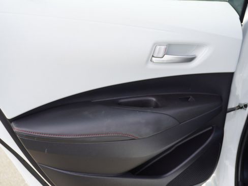 Used 2024 Toyota Corolla SE image 11