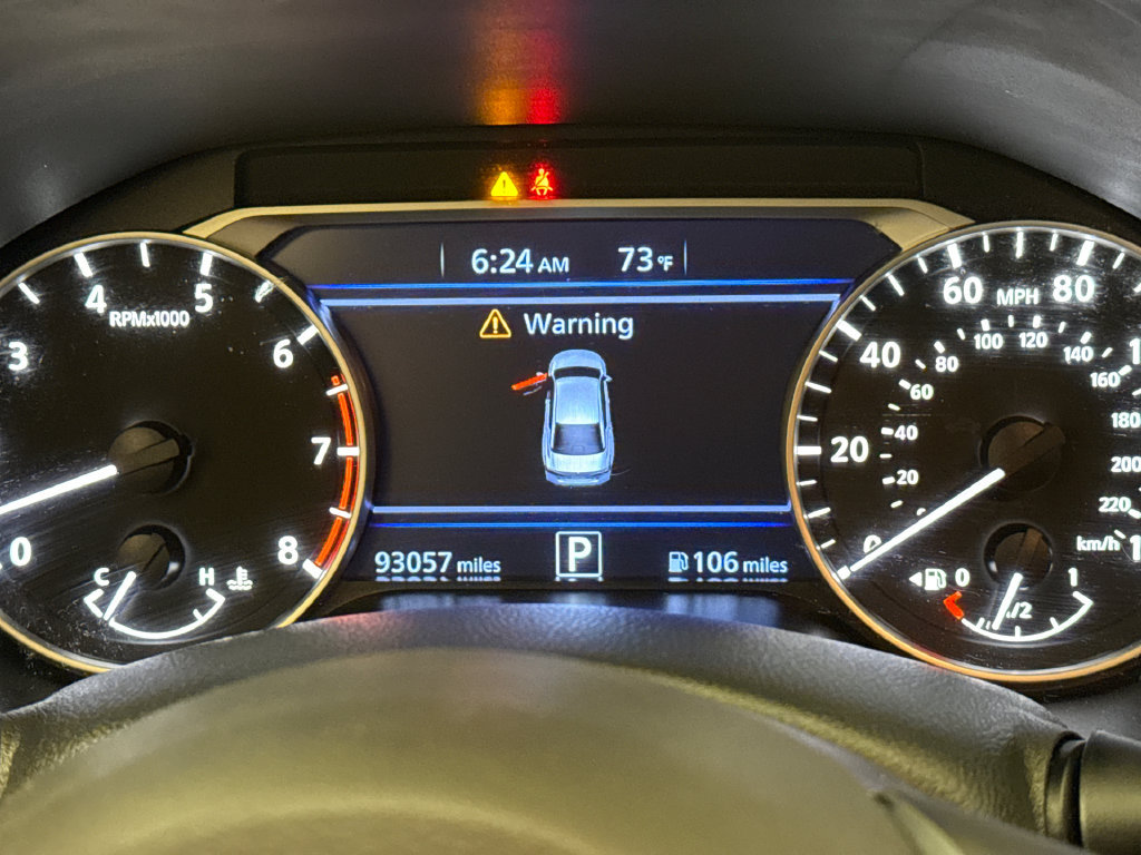Used 2022 Nissan Altima 2.5 SR w/ Midnight Edition Package FWD image 31