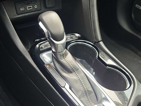 Used 2020 Buick Encore GX Essence w/ Experience Buick Package image 33