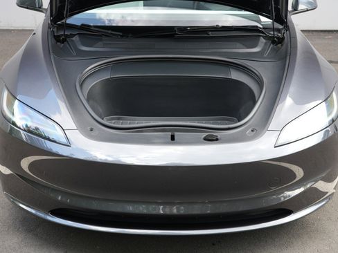 Used 2024 Tesla Model 3 RWD image 8
