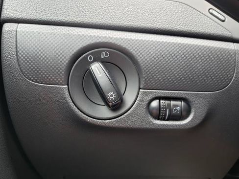 Used 2012 Volkswagen Jetta S FWD image 21
