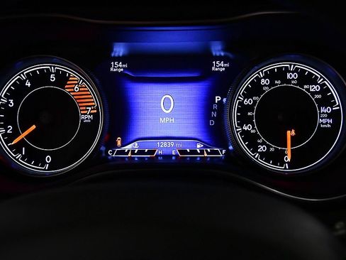 Used 2019 Jeep Cherokee Limited image 15