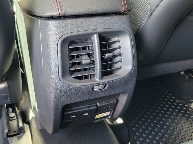 Used 2020 Jeep Cherokee Trailhawk w/ Cold Weather Group AWD/4WD image 23