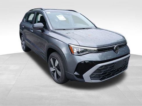 New 2025 Volkswagen Taos S image 7