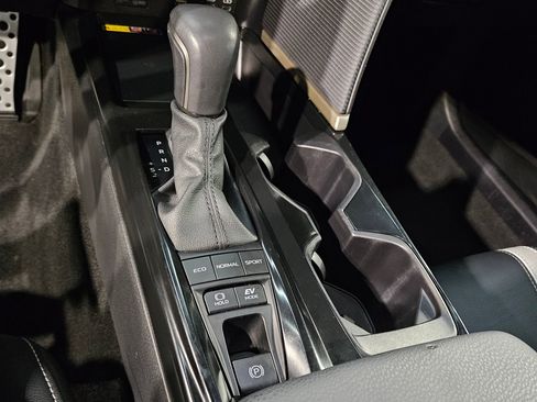 Certified 2025 Toyota Camry SE image 32