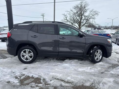 Used 2018 GMC Terrain SLE w/ Driver Convenience Package image 8