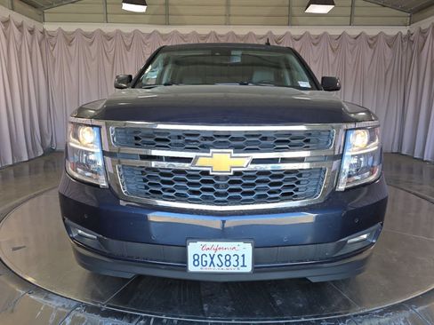 Used 2017 Chevrolet Tahoe LT w/ Luxury Package AWD/4WD image 11