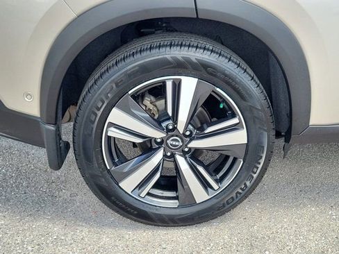 Certified 2023 Nissan Rogue Platinum w/ Platinum Premium Package image 13