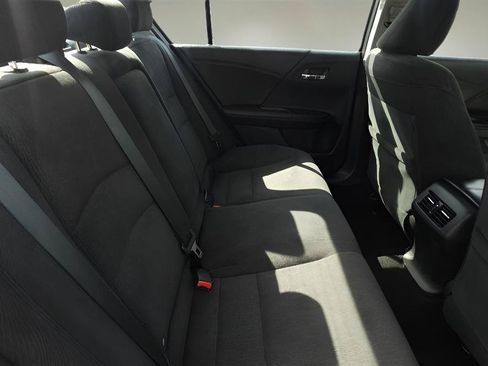 Used 2015 Honda Accord EX image 25
