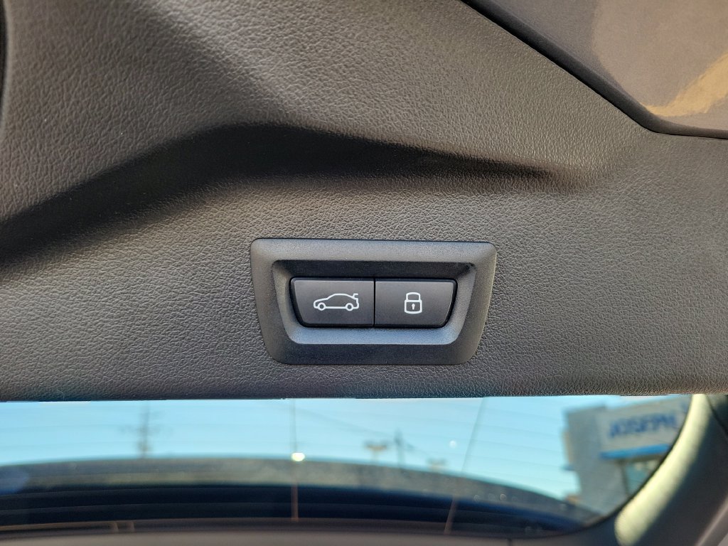 Used 2026 BMW X5 xDrive40i AWD/4WD image 14