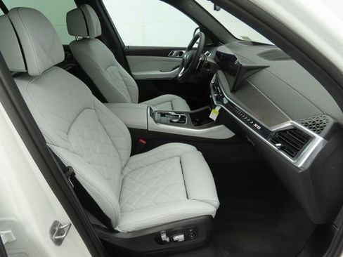 New 2026 BMW X5 sDrive40i image 20
