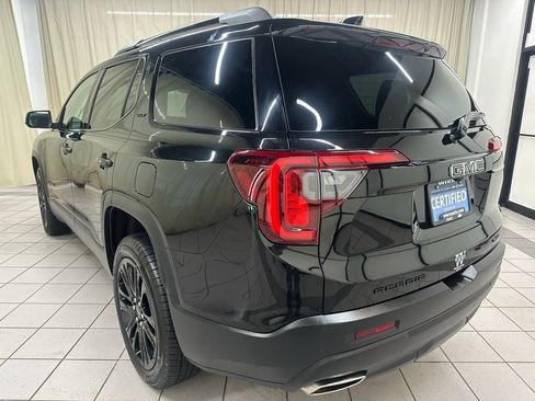 Certified 2023 GMC Acadia SLT w/ Elevation Edition image 9