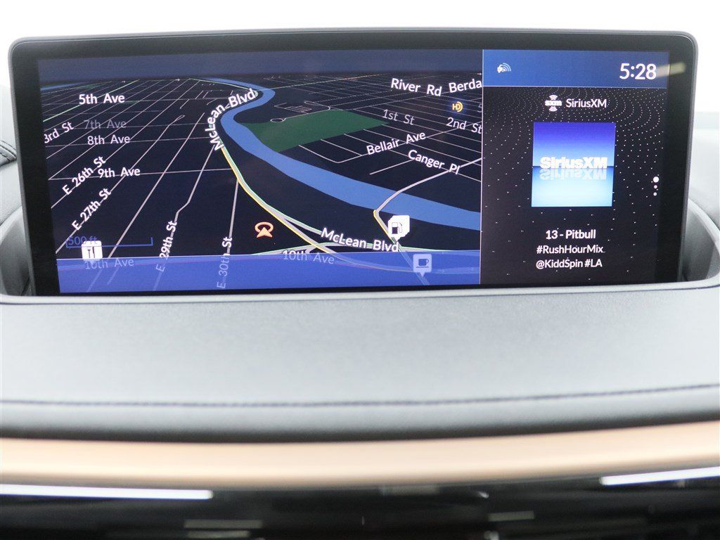 Used 2022 Acura MDX w/ Technology Package AWD/4WD image 39