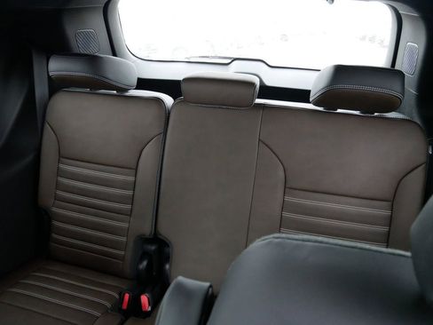 New 2026 GMC Acadia Denali Ultimate image 10