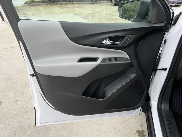 Used 2024 Chevrolet Equinox LS w/ LS Convenience Package FWD image 23