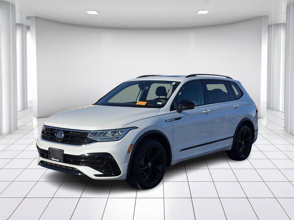 Used 2023 Volkswagen Tiguan SE R-Line AWD/4WD image 7