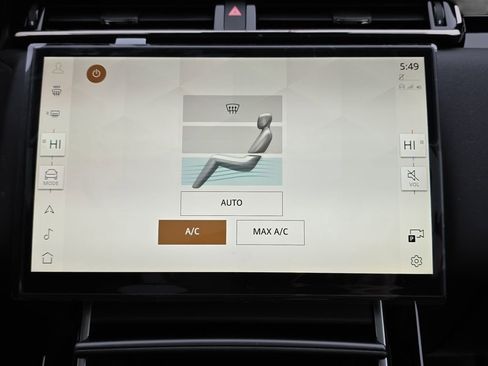 New 2026 Land Rover Range Rover Velar S image 24