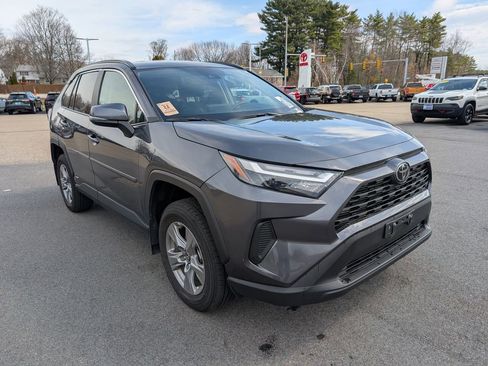 Used 2025 Toyota RAV4 LE image 8