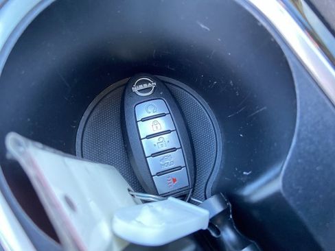 Used 2024 Nissan Altima 2.5 SV image 41