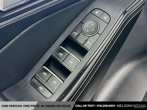 Used 2021 Nissan Rogue Platinum AWD/4WD image 18
