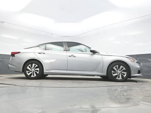 Used 2021 Nissan Altima 2.5 S FWD image 44