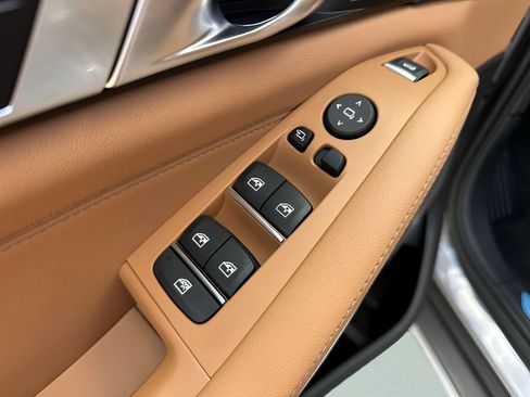New 2026 BMW X5 sDrive40i RWD image 16