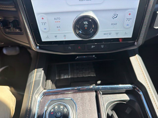 Used 2023 Ford Expedition Platinum AWD/4WD image 15