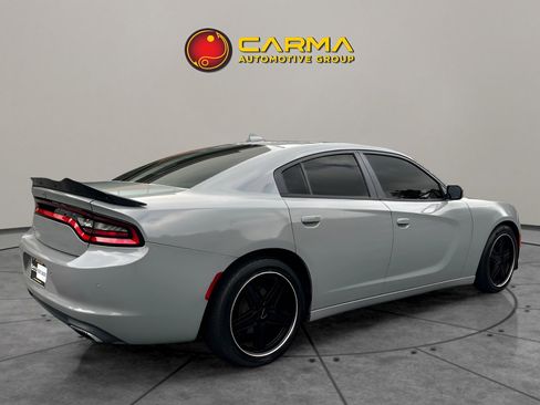 Used 2016 Dodge Charger R/T image 5