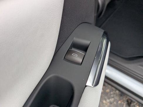 New 2026 Chevrolet Traverse High Country AWD/4WD image 12