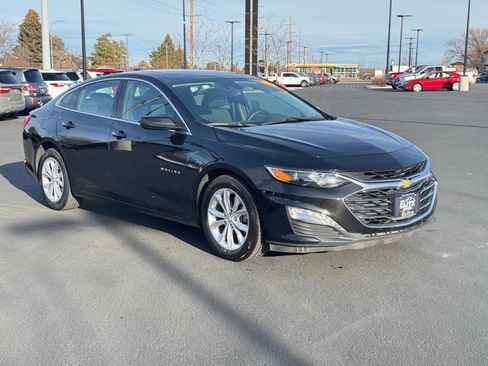 Used 2024 Chevrolet Malibu LT image 3