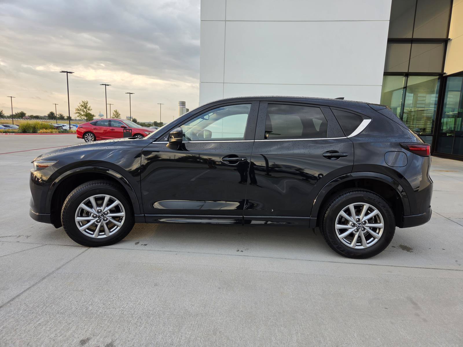 Used 2025 MAZDA CX-5 AWD 2.5 S w/ Preferred Package image 3