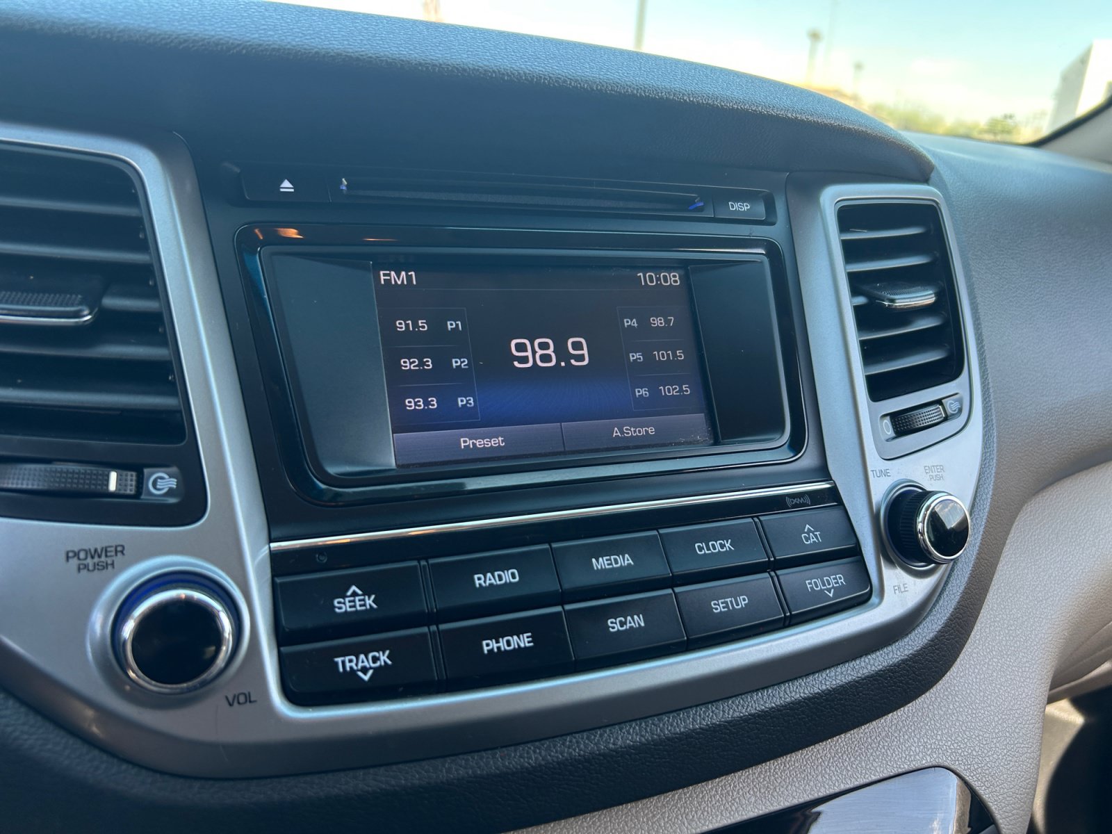 Used 2017 Hyundai Tucson Sport FWD image 26