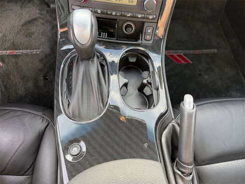 Used 2011 Chevrolet Corvette Grand Sport w/ Preferred Equipment Group image 16