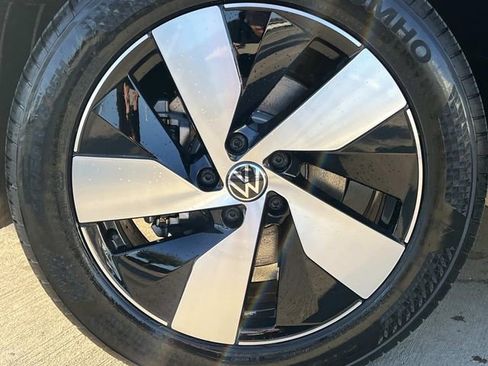New 2026 Volkswagen Taos S AWD/4WD image 6