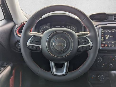 Used 2023 Jeep Renegade Trailhawk AWD/4WD image 15