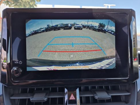 Used 2024 Toyota Corolla LE FWD image 31