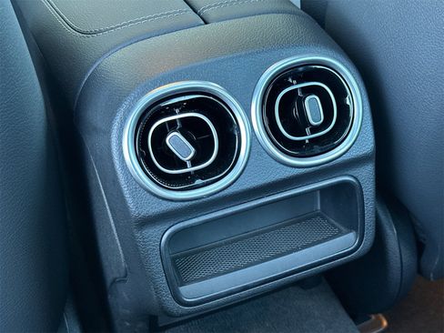 Certified 2025 Mercedes-Benz C 300 4MATIC Sedan image 14