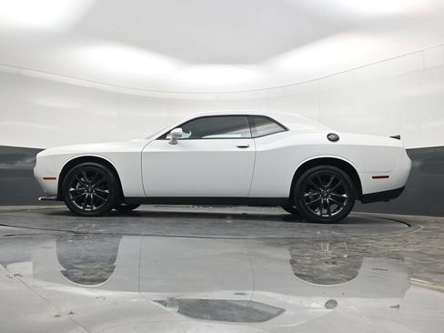 Used 2023 Dodge Challenger GT w/ Blacktop Package AWD/4WD image 38