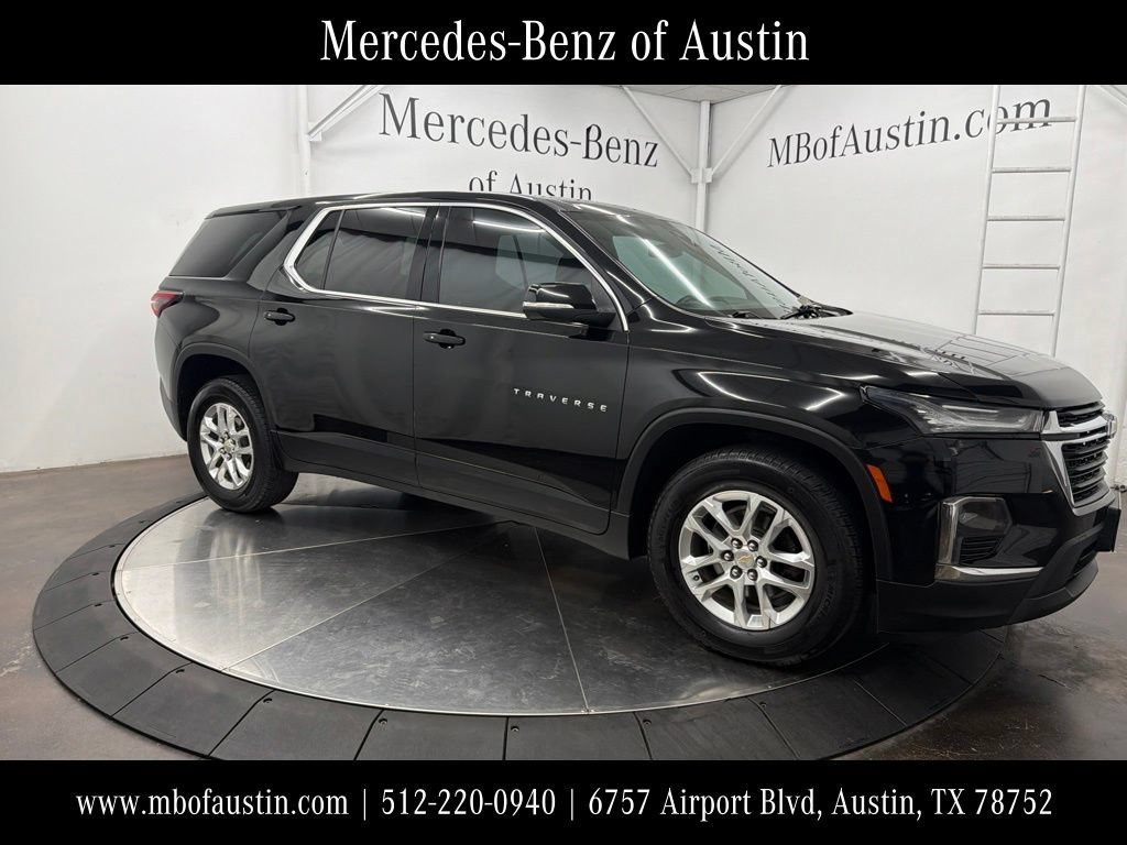 Used 2023 Chevrolet Traverse LS w/ Safety Package FWD image 1