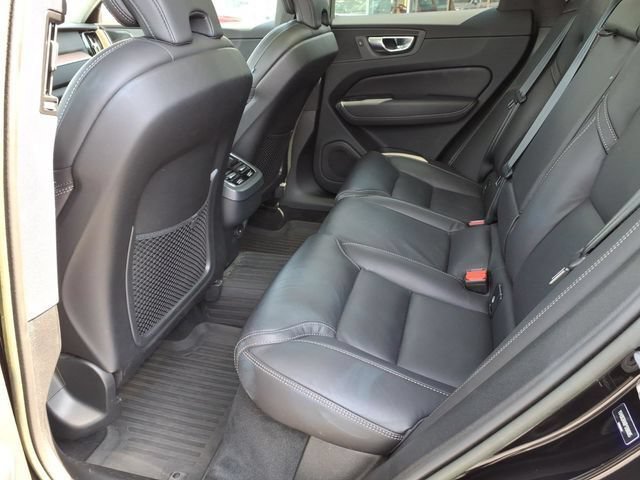 Used 2023 Volvo XC60 B6 Ultimate w/ Protection Package Premier AWD/4WD image 14