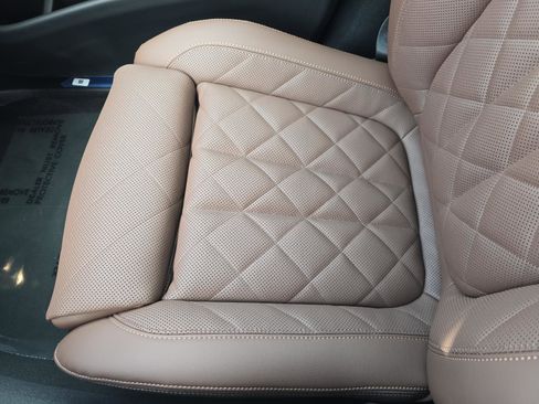 New 2026 BMW X5 xDrive40i w/ Executive Package AWD/4WD image 17