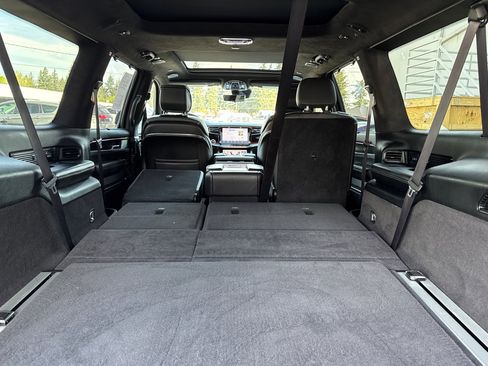 Used 2024 Jeep Grand Wagoneer L Series II w/ Quick Order Packagew 28T AWD/4WD image 16