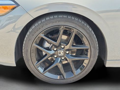 Certified 2025 Honda Civic Sport image 31